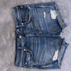 American Eagle Festival Midi Shorts